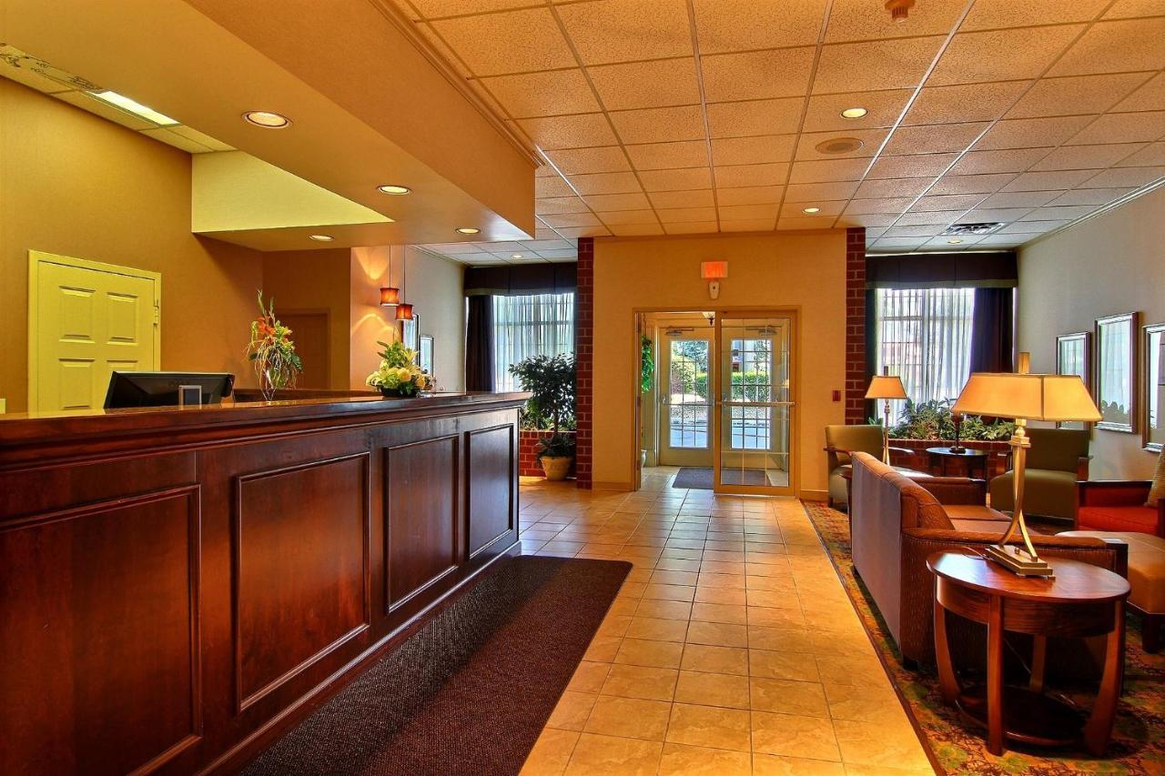 Quality Inn & Suites Mansfield Zewnętrze zdjęcie