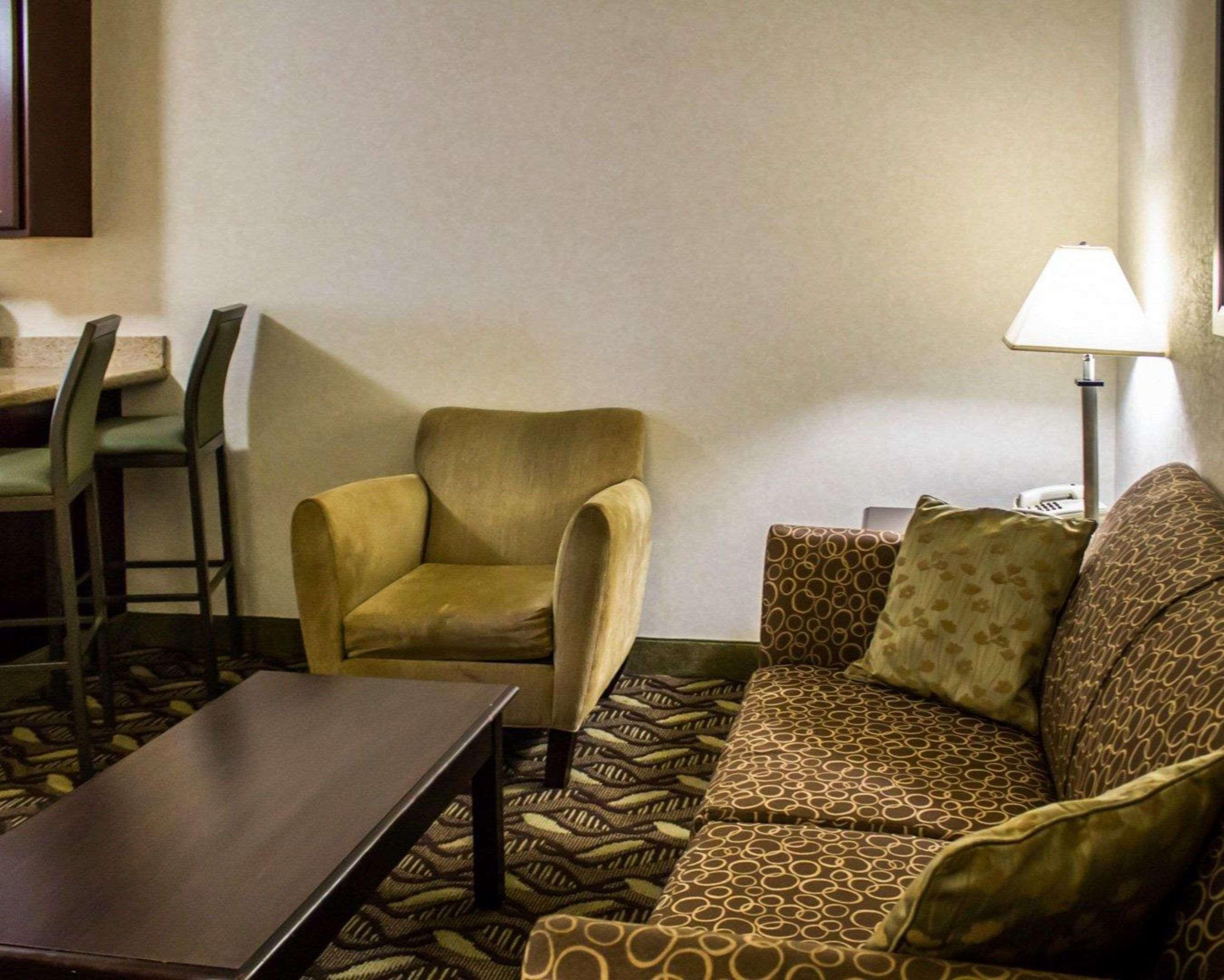 Quality Inn & Suites Mansfield Zewnętrze zdjęcie